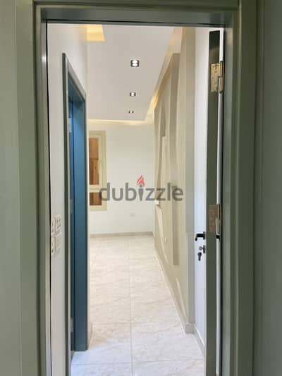عيادة للإيجار بجوار عيادات مركز غنيم و مقابل مستشفى الطرارئ
