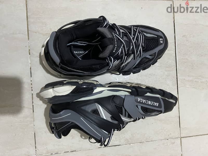 Balenciaga Track 5