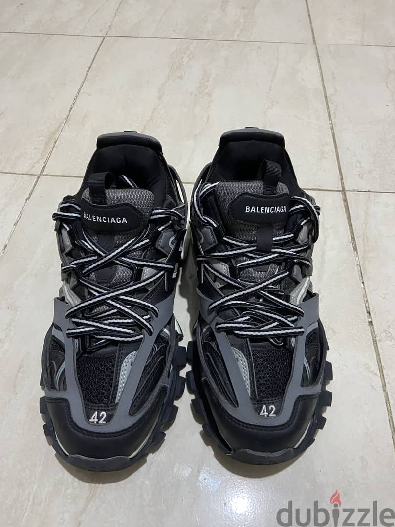 Balenciaga Track 7