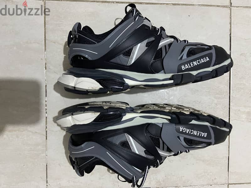 Balenciaga Track 8