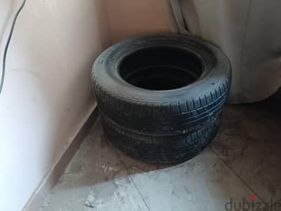 كاوتش مستعمل ١٨٠٠ عدد ٤ كاوتش