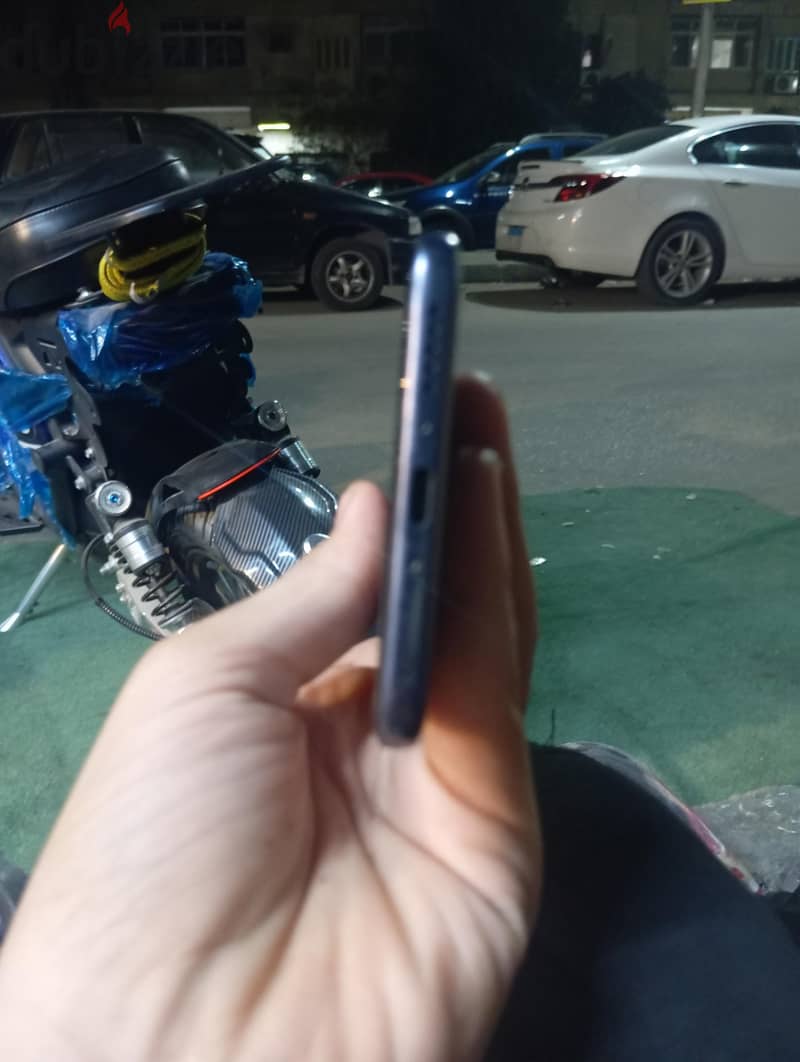 Vivo v 60 lite 5
