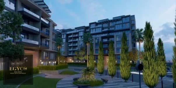 Apartment VIP ready for occupancy in one year in the most prestigious fully-serviced compound in R7 next to the Russian University and steps away from