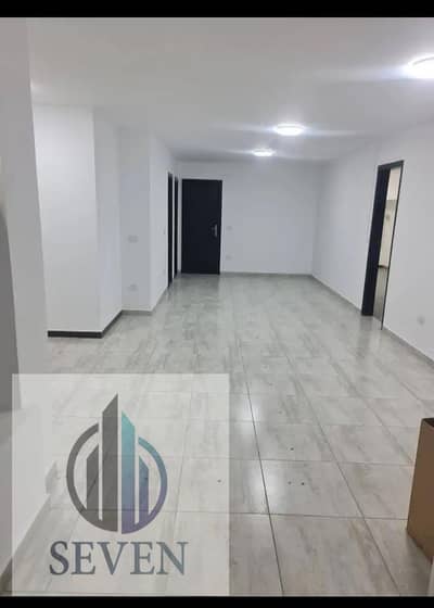 *Office for Rent 325 m² Ultra-Modern Licensed, Al-Maraaj Al-Olwi, Prime Location Zahraa Al-Maadi*