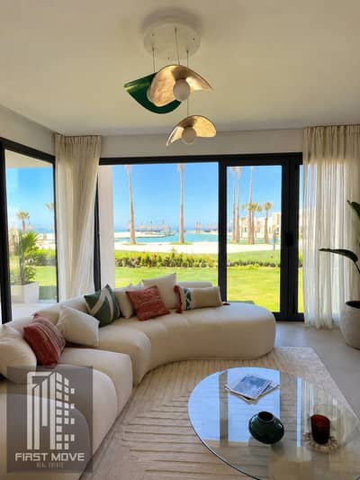 فيلا للبيع مستقلة صف اول على البحر استلام فورى فى Hacienda bay الساحل الشمالى بمنطقة سيدى عبد الرحمن مع بالم هيلز