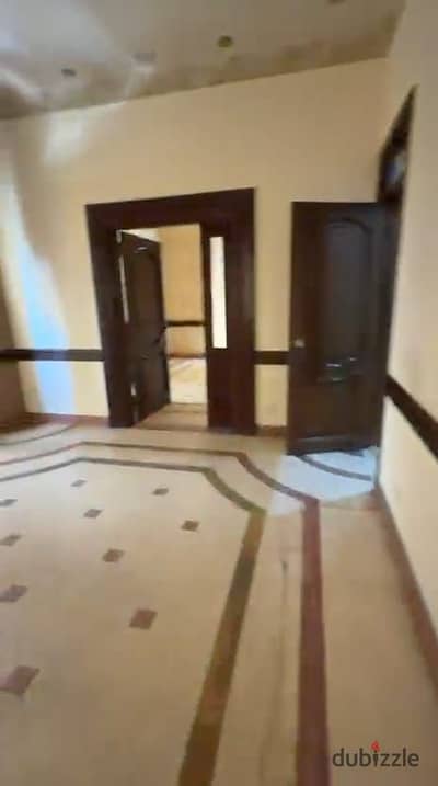 Admin villa 650 m² for rent in a prime location in Heliopolis — the villa is fully licensed and air-conditioned