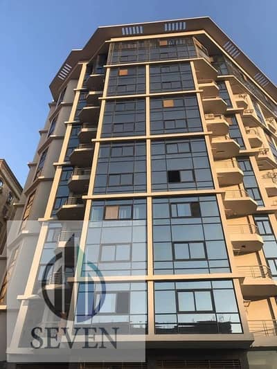 Ultra-modern administrative office for rent, 150 m², in Grand Gate Al-Morshedy next to City Centre Carrefour, Al-Maadi Ring Road.