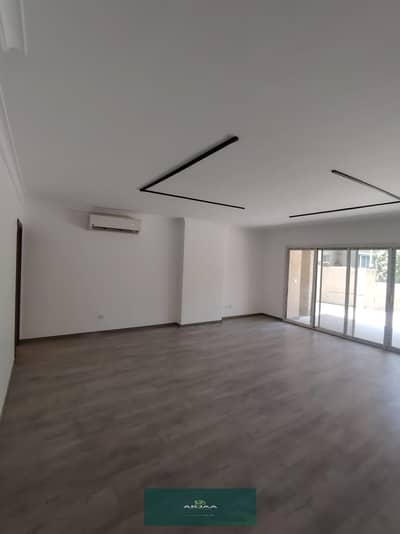 Apartment for rent in The Square compound, ground floor with a garden, immediate delivery, super lux finishing Apartment for rent in The Square compound, ground floor with a garden, immediate delivery, super lux finishing