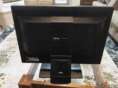 شاشة كمبيوتر BenQ مقاس 19 بوصة بحالة ممتازة (دقة 900×1440)