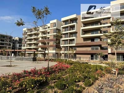 For sale in Palm Hills Compound, Fifth Settlement, 185 sqm apartment - open view - at the old contract price with a lower discount for a quick sale.