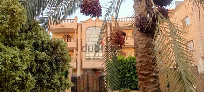 فيلا مميزه لاسره راقيه تريد سكن راقي في فيلا بالحي السابع العبور