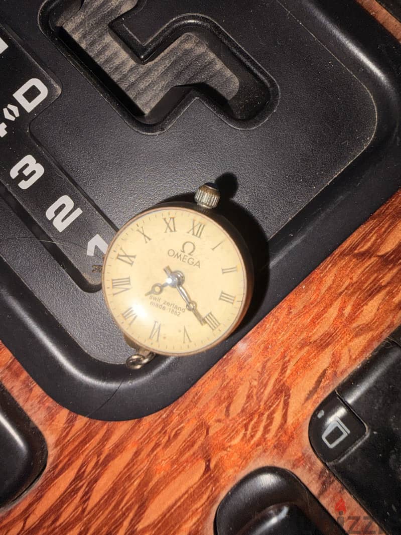 Omega 1852 1