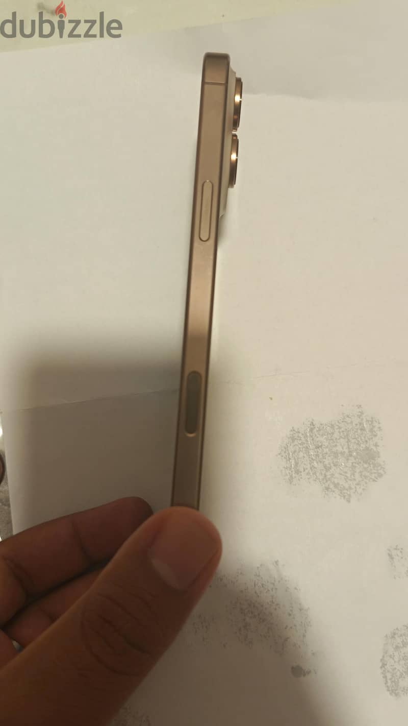 Apple - iPhone 16 Pro Max 6