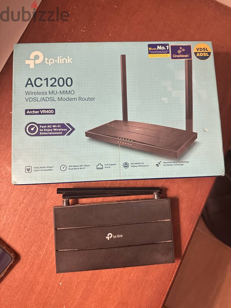Tplink VR400 - Tplink RE200 1