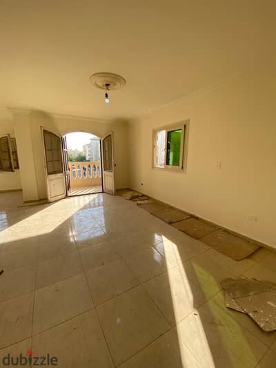 5th Settlement, 5th District, by Al Hamd Gas Station & Al Fath Mosque, mins to Gamal Abdel Nasser Axis, S. 90th St & Banks Sector.