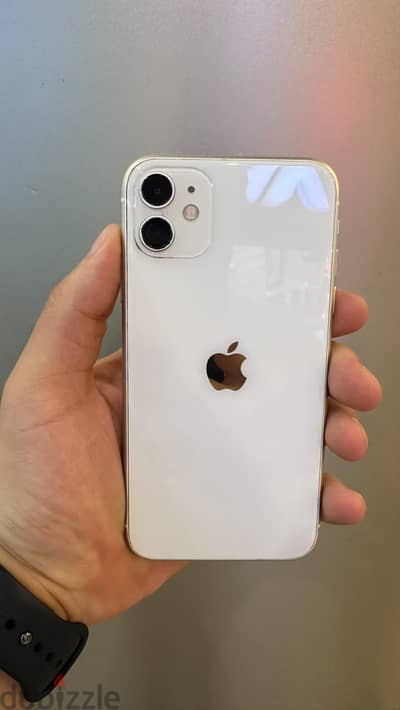 iPhone 11 128GB  فرصة ممتازة وسعر مميز