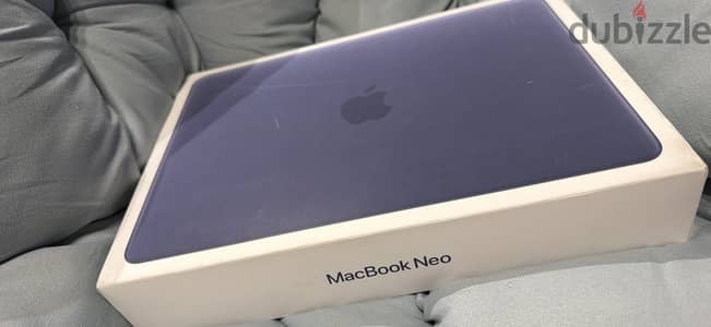MacBook Neo , blue , 256g , 8 ram , Arabic Keyboard battery 100% 4 cc