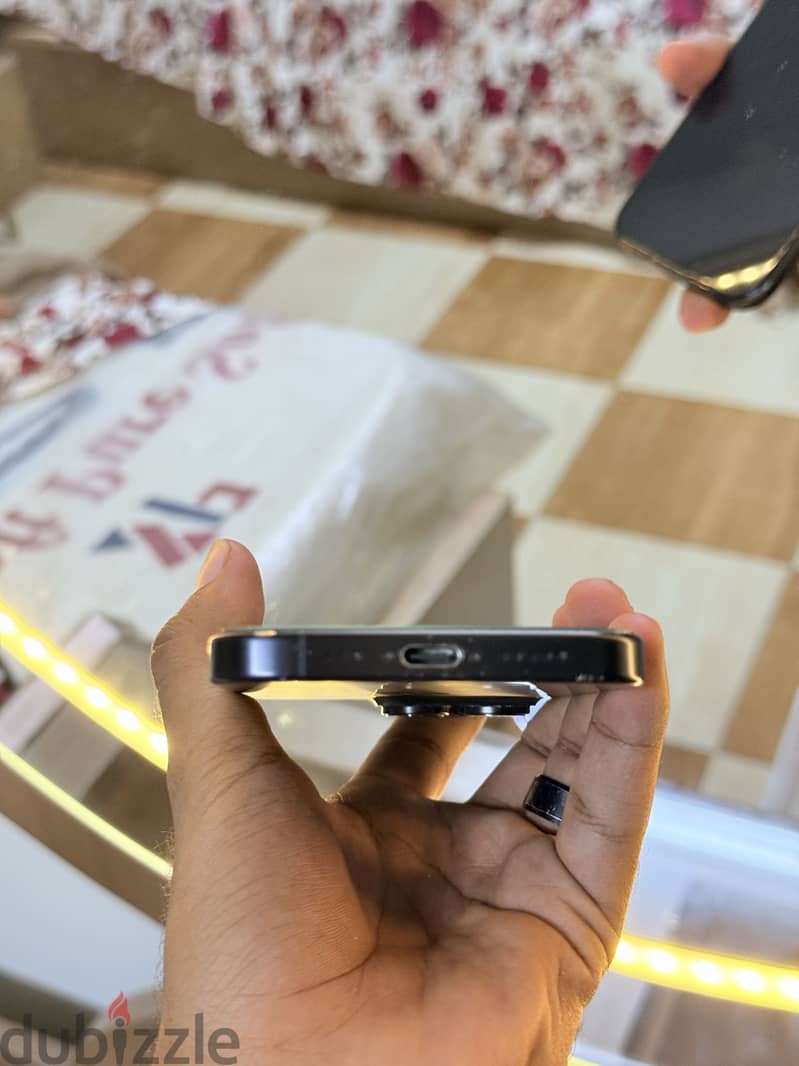 Apple - iPhone 16 Pro 4