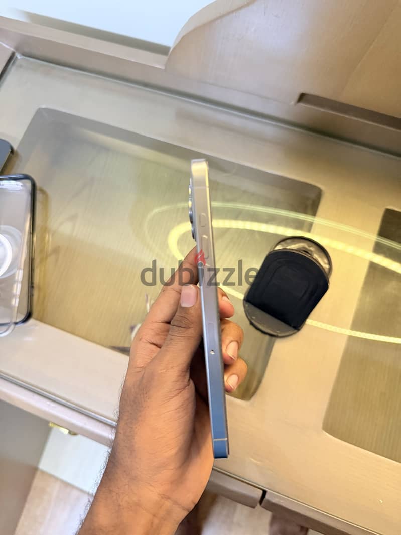 Apple - iPhone 15 Pro Max 3