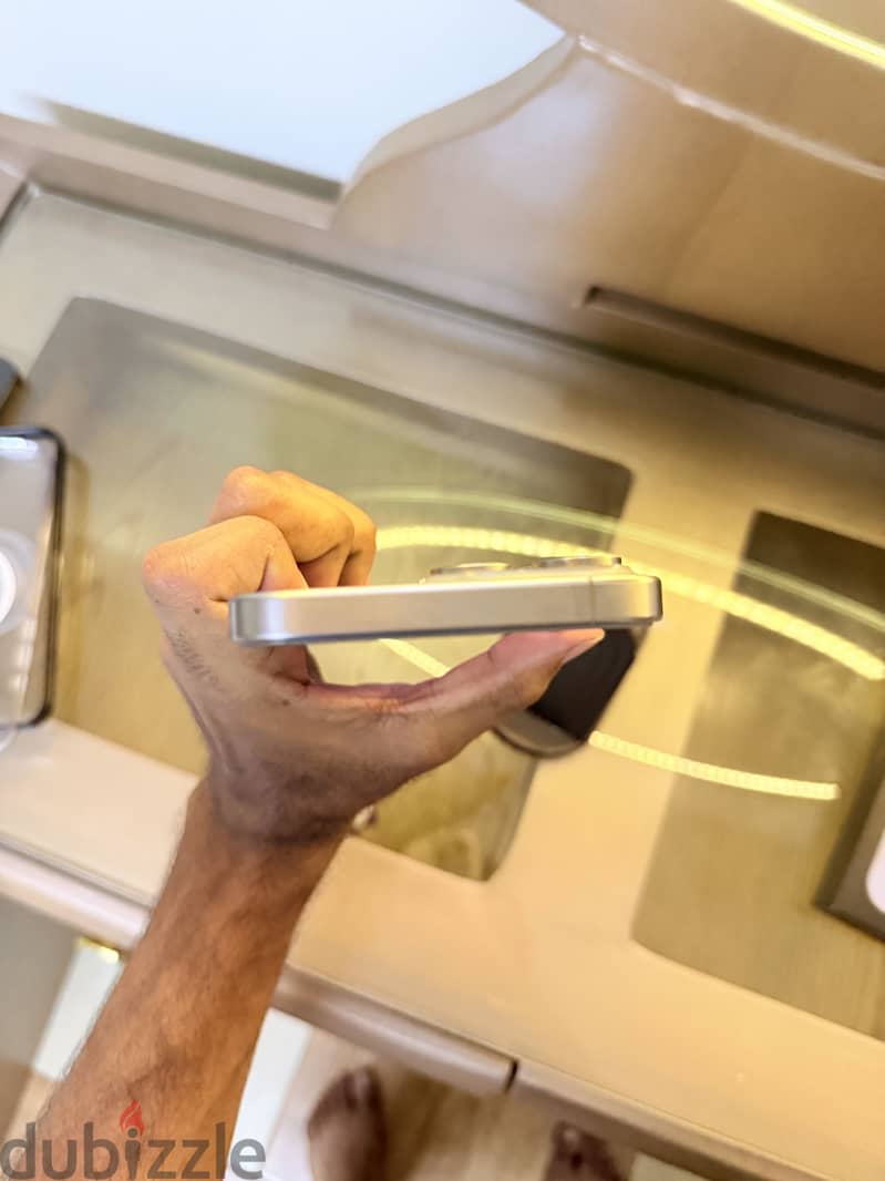 Apple - iPhone 15 Pro Max 4