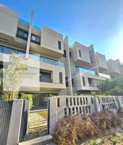 Last duplex ready for immediate delivery for sale, available for inspection at any time, 277 meters next to the British University