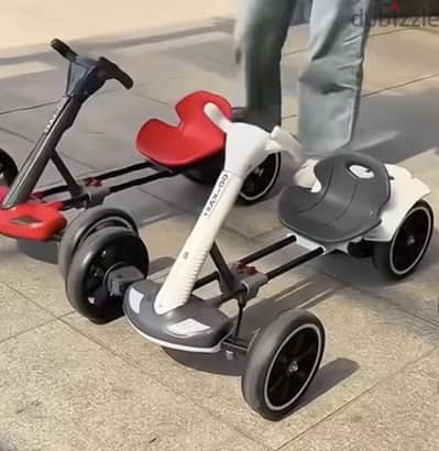 سيارات للأطفال للبيع
