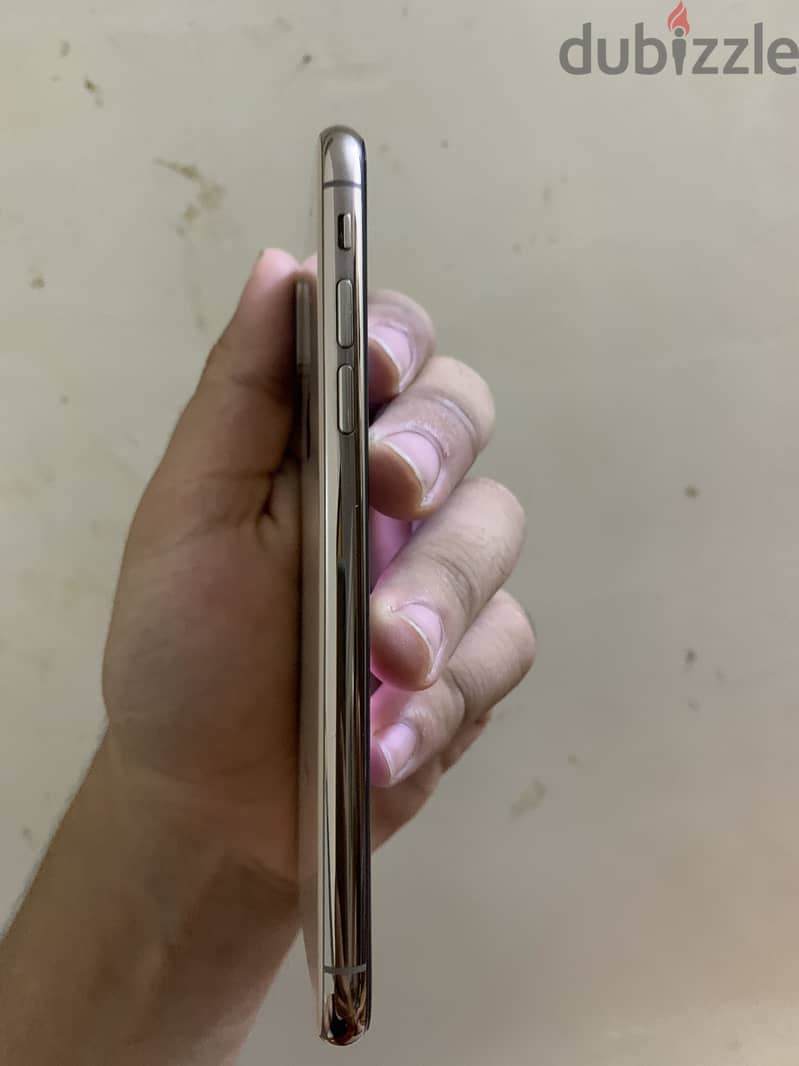 Apple - iPhone XS 4