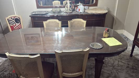 Complete dining room