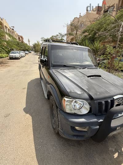 Mahindra Scorpio 2013