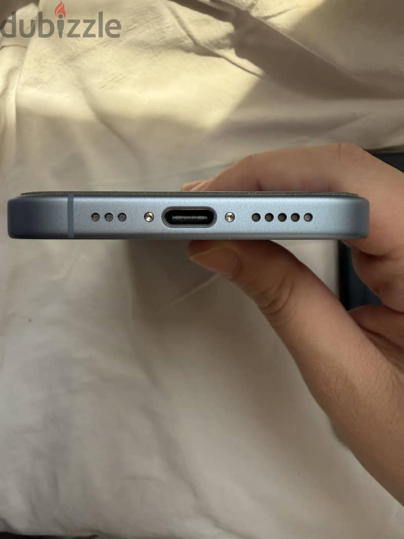 Apple - iPhone 17 6