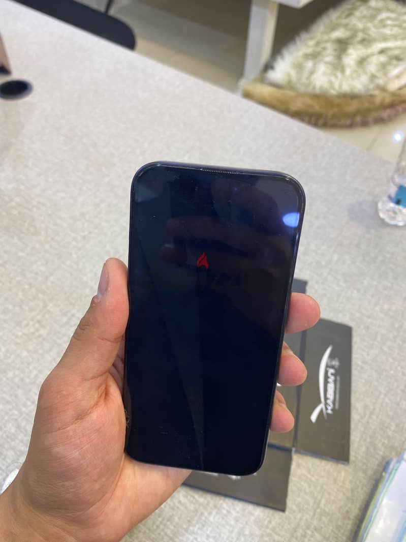 Apple - iPhone 15 Pro 3