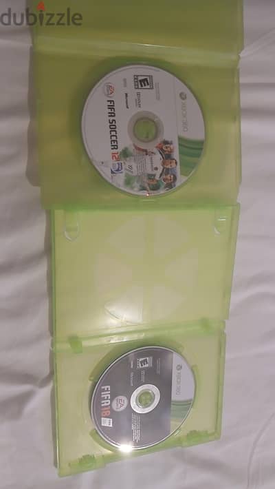 xbox cds fifa 18 legacy edition and fifa 12 (NTSC)