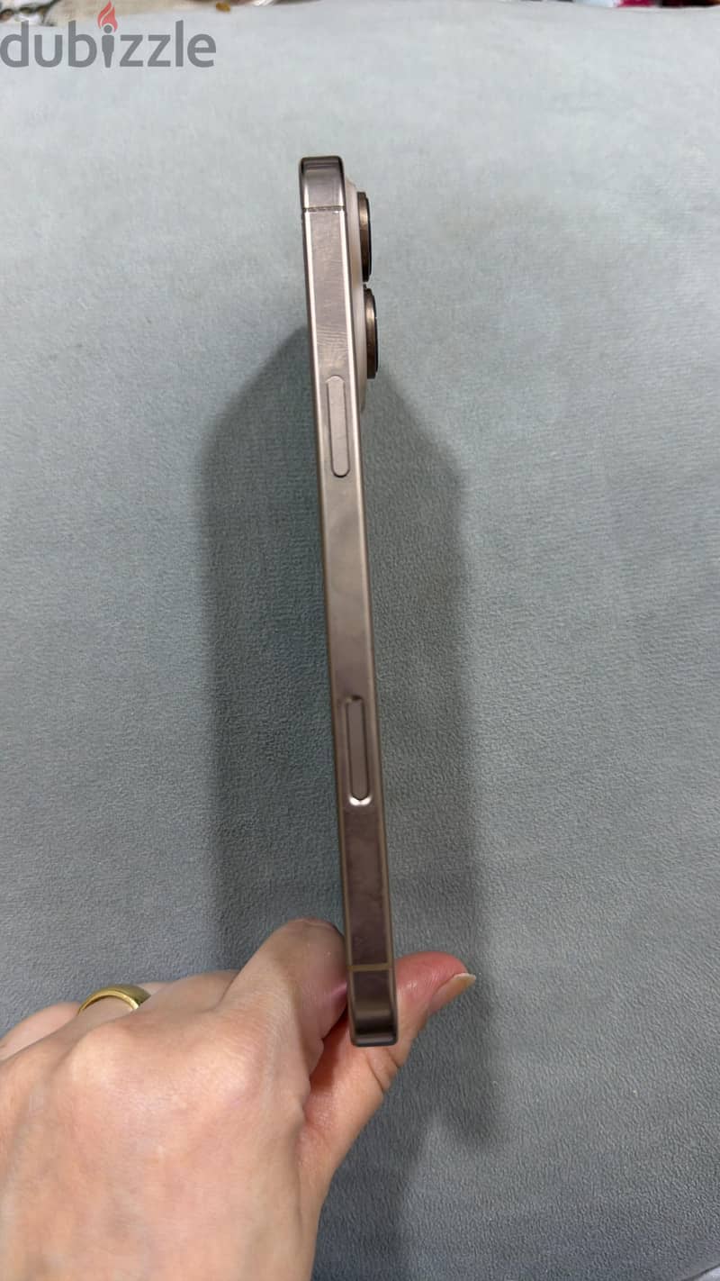 Apple - iPhone 16 Pro Max 2