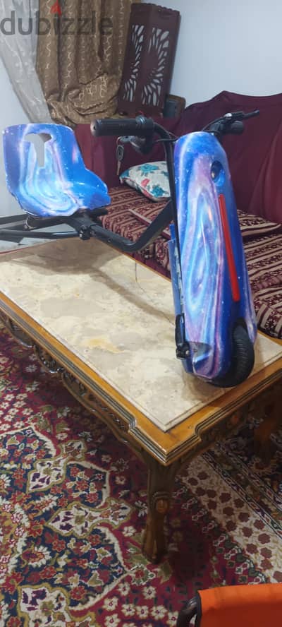 سكوتر كهرباء بتلت عجلات