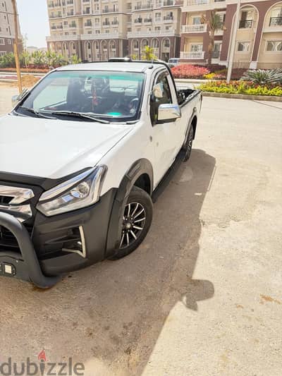 Isuzu Other 2024