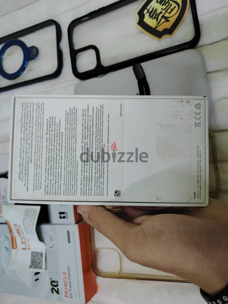 Apple - iPhone 11 7