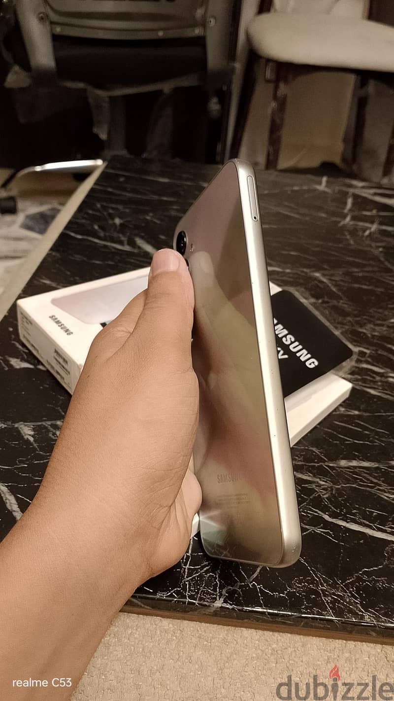 سامسونج ايه 24 4