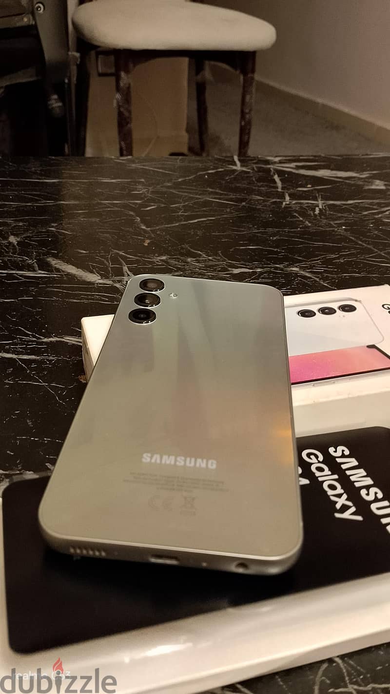 سامسونج ايه 24 6