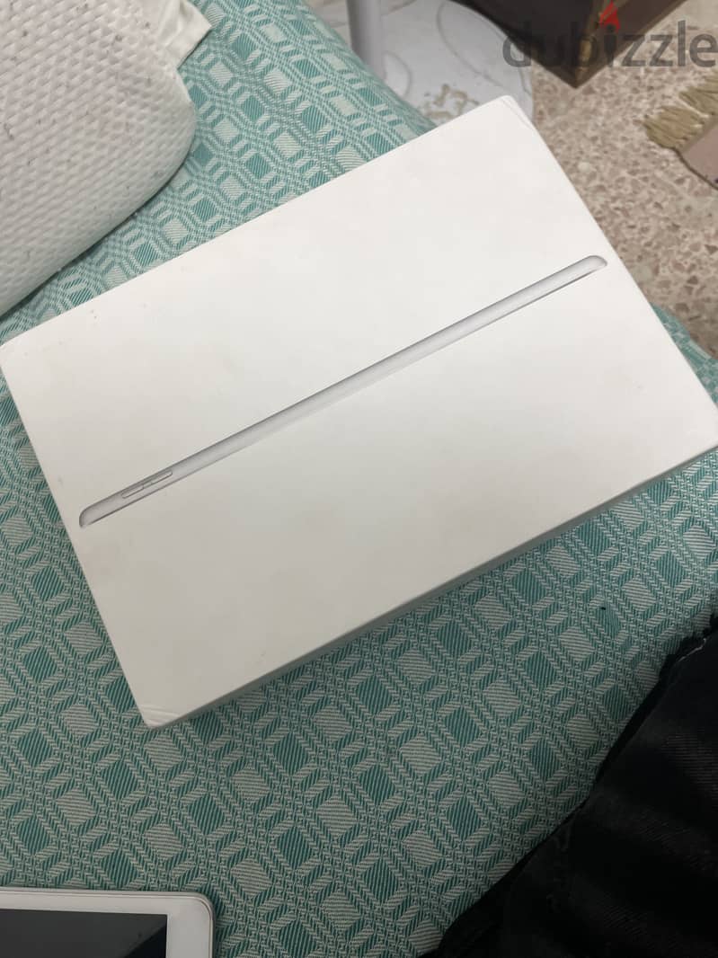 iPad 8th gen good condition 2