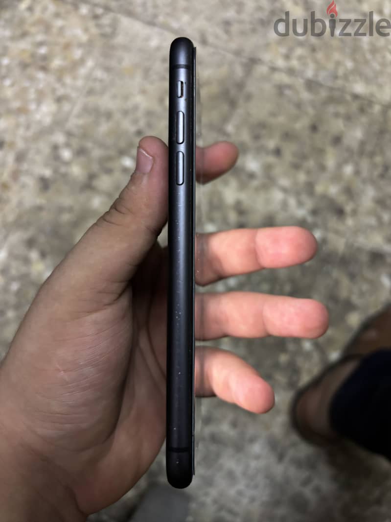 Apple - iPhone 11 3