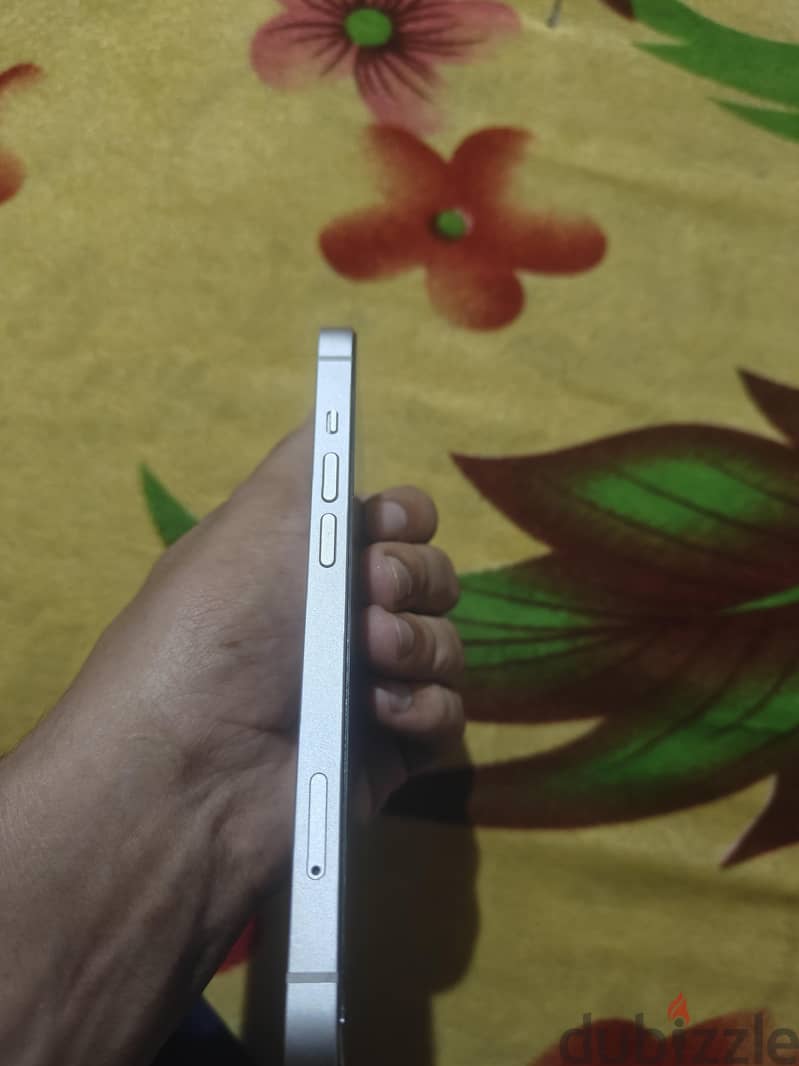 Apple - iPhone 13 3
