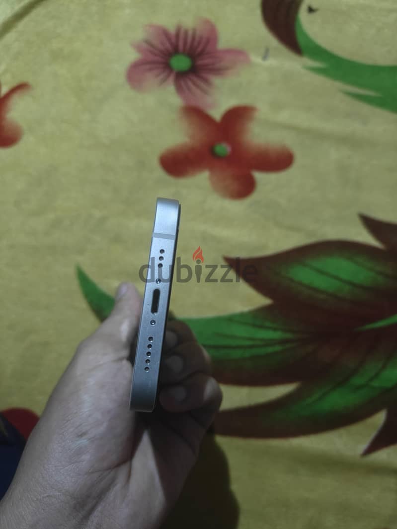 Apple - iPhone 13 4