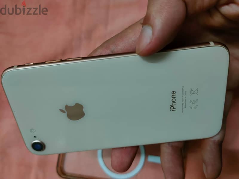 Apple - iPhone 8 4