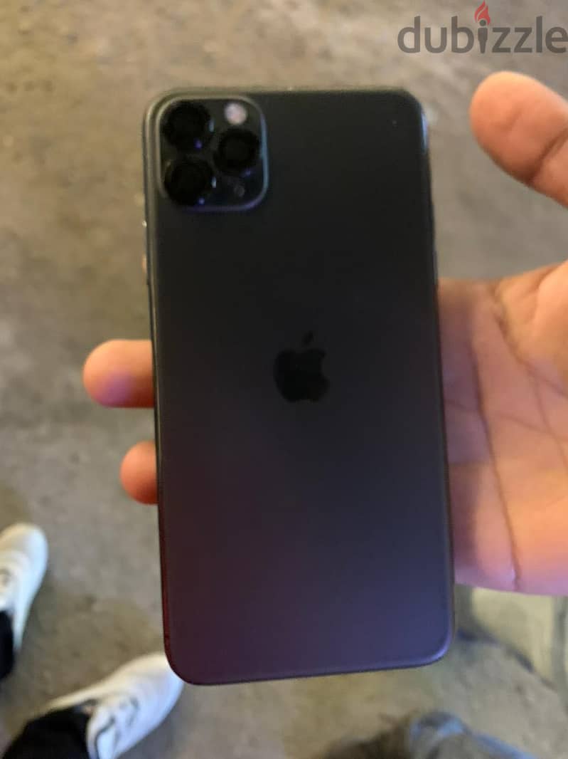 Apple - iPhone 11 Pro Max 1