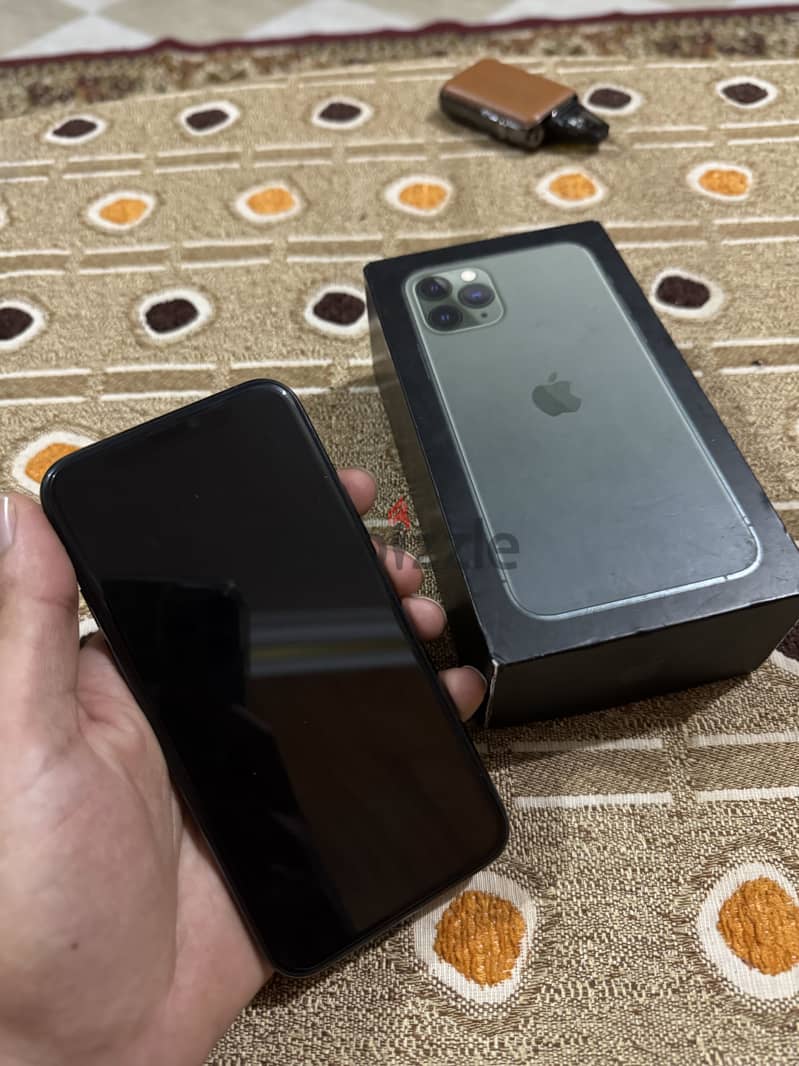Apple - iPhone 11 Pro 2
