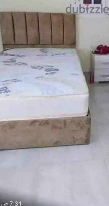سرير فردي بمرتبتة و الملل بتاعته