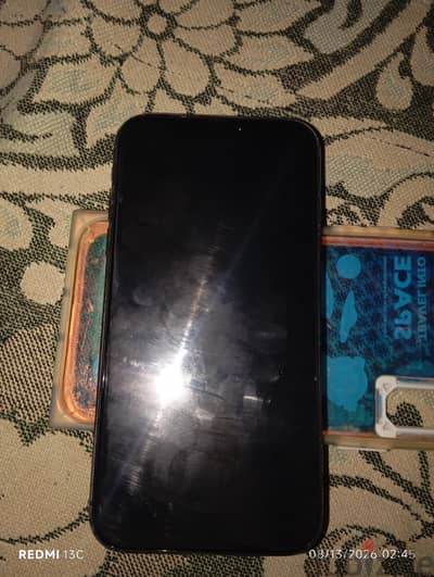 Apple - iPhone XR Apple - iPhone XR