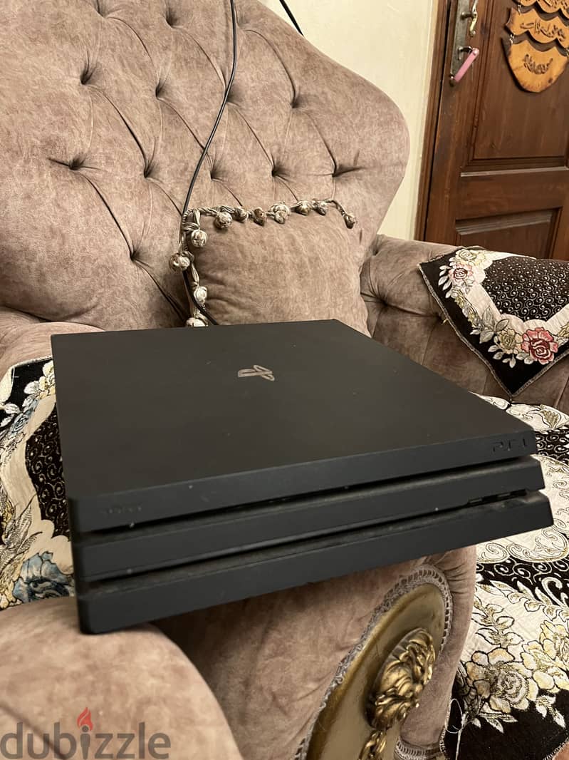 Ps4 pro used 2