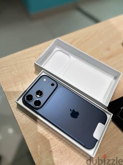 آبل - آيفون 17 برو ماكس