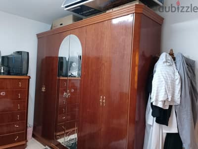 دولاب غرفة نوم